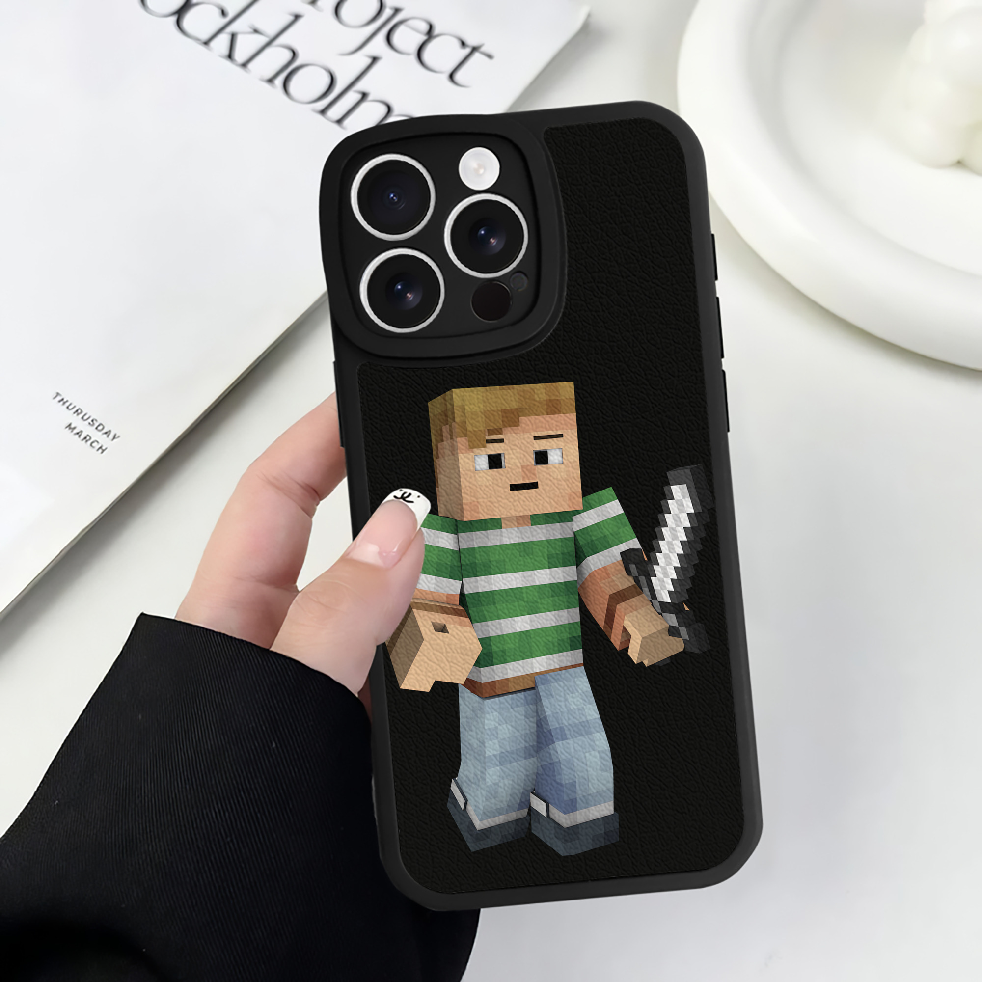 （画像用） マインクラフト ブロックの世界 Minecraft MC Block world 【iPhone 16シリーズ対応】シリコンスマホケース（レザー調） 材質：シリコン